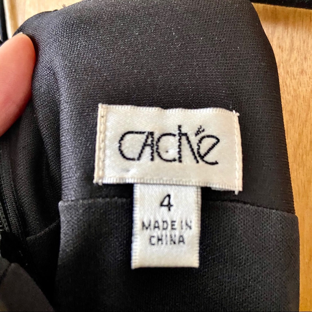 Caché | Black Gold Summer Dress | size 4 - Picture 6 of 7